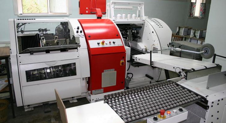 «Дом печати – ВЯТКА» устанавливает современный ниткошвейный автомат asterPRO